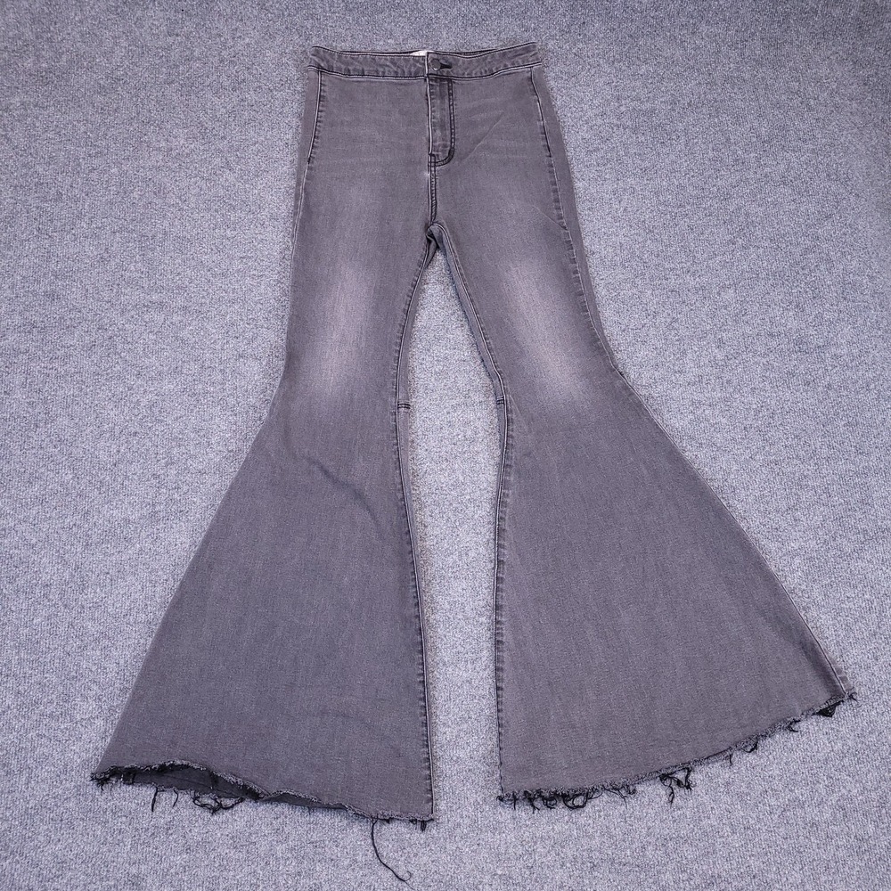 Free People Just Float On Super Flare 27x32 Actual Sz Gray High Rise Raw Hem